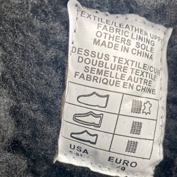 Pajar Black Lace-Up Snow Boots - Picture 9 of 9